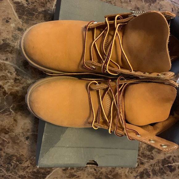 Timberland Boots Size 6y - Picture 4 of 6